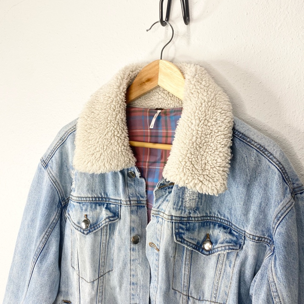Free People Plaid Lined Sherpa Trucker Jacket Small - Picture 7 of 9